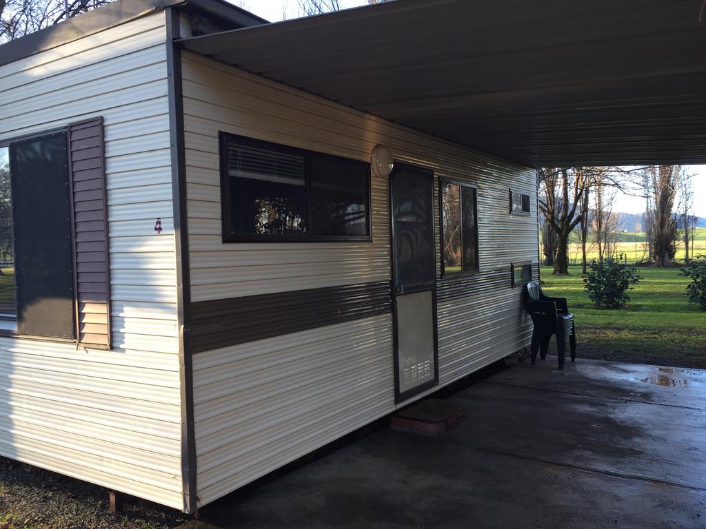 Colac Colac Caravan Park Corryong Exterior foto